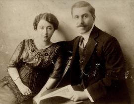 Edith Αγαλλίδου το γένος Ζάννου, Γιάννης Αγαλλίδης, 1914 1
