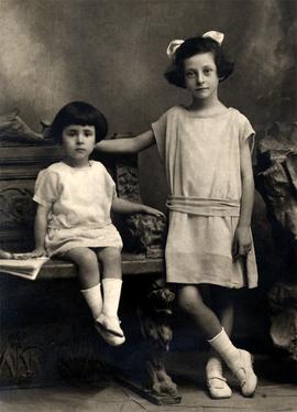 Γιολάντα Αγαλλίδη, Έλλη Αγαλλίδη, 1923; 1