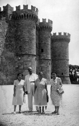 Αγλαΐα Ζάννου, Γιάννης Αγαλλίδης, Τιτίκα Βλαστού, Blanche Ζάννου, Ρόδος 1948 1